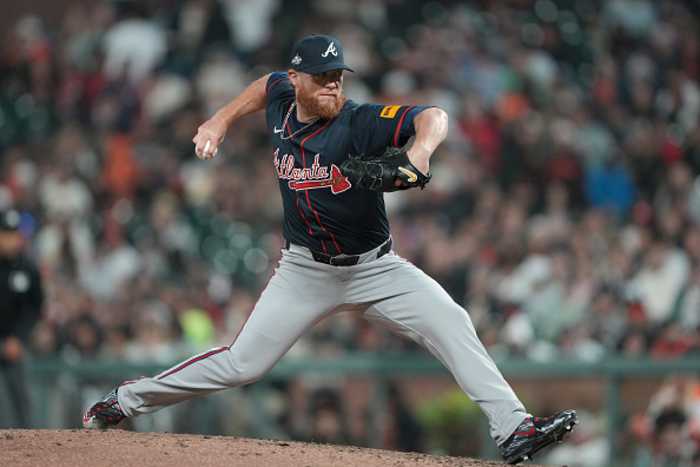 Astros sign veteran pitcher Craig Kimbrel