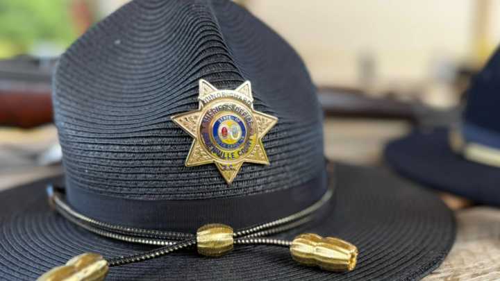 2 S.C. deputies hurt in training accident by live rounds kept in baggie in desk drawer
