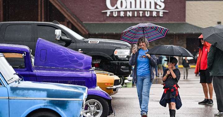 PHOTOS: Classic and custom vehicles cruise into Evergreen Show 'N Shine