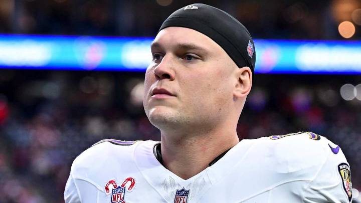 NFL news roundup: Ravens sign DE Brent Urban, Browns CB Greg Newsome II (shoulder) considered day to day