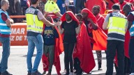 El Gobierno avisa a los territorios: si no acogen a los menores migrantes actuarán "las fuerzas de seguridad"