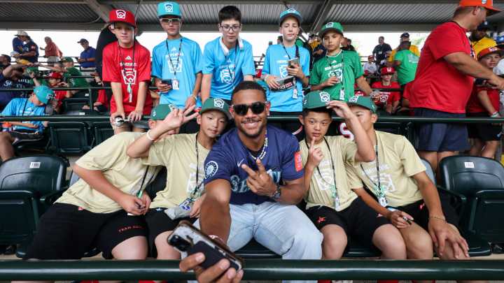 Where to watch Mets vs. Mariners in MLB Little League Classic: TV channel, live stream for Williamsport game