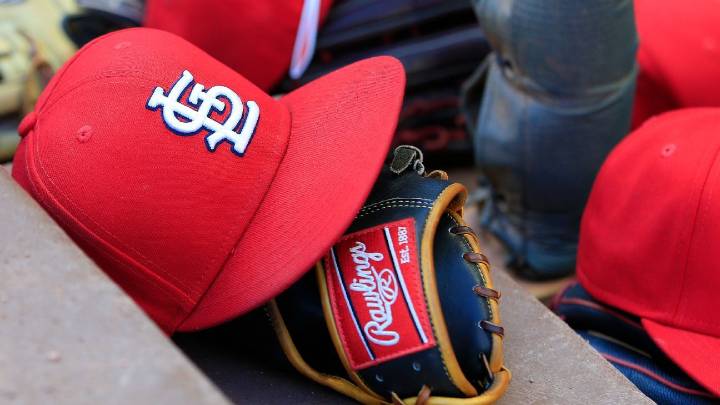Cardinals place Alec Burleson, Yohel Pozo on injured list