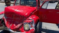 ‘Vochito’ se estrella contra camioneta de transporte; niña de 5 años resultó herida