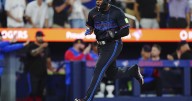 Blue Jays star Vladimir Guerrero Jr. to have MRI on hamstring after leaving game