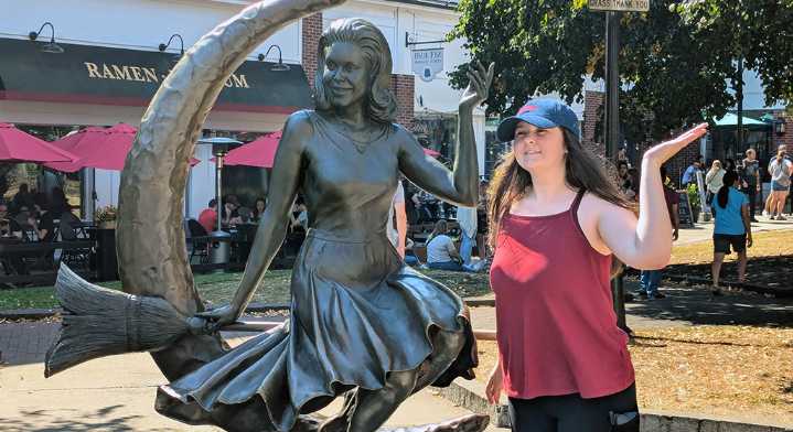 Bowie’s “Changes” suggests a weird preservation and arts city Salem suffers unnecessary silliness