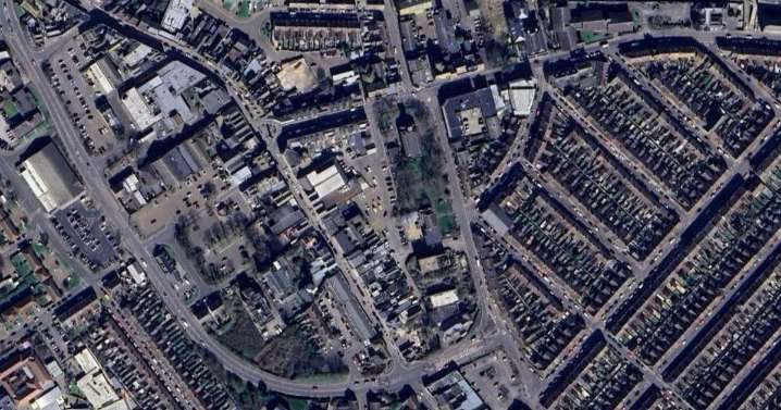 Council make demands to owner of derelict water tower