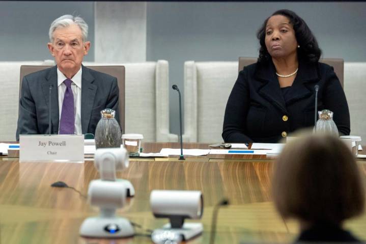 Why Federal Reserve has historically been independent of White House
