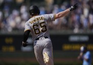 Chicago-area native Jack Suwinski propels Pirates past Cubs with 9th