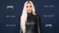Kim Kardashian se realiza polémico tratamiento médico en México