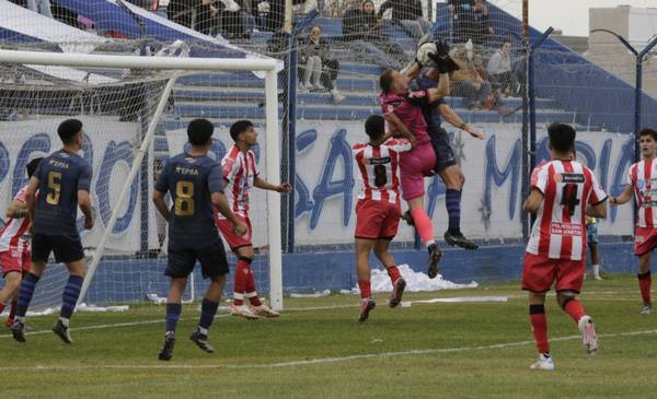 Brown salvó un empate sobre el final