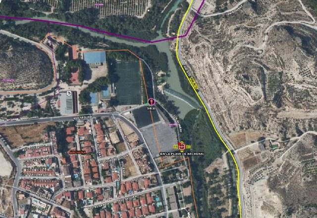 Rescatan a una señora que ha sido arrastrada por el rio en la zona de baño de Archena, junto a sus dos perros