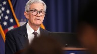 Fed sugiere próximo recorte de tasas de interés, pero no por presión de Trump