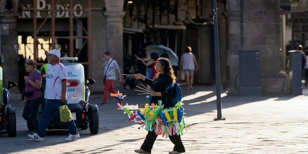Disminuye la pobreza, pero persisten rezagos estructurales
