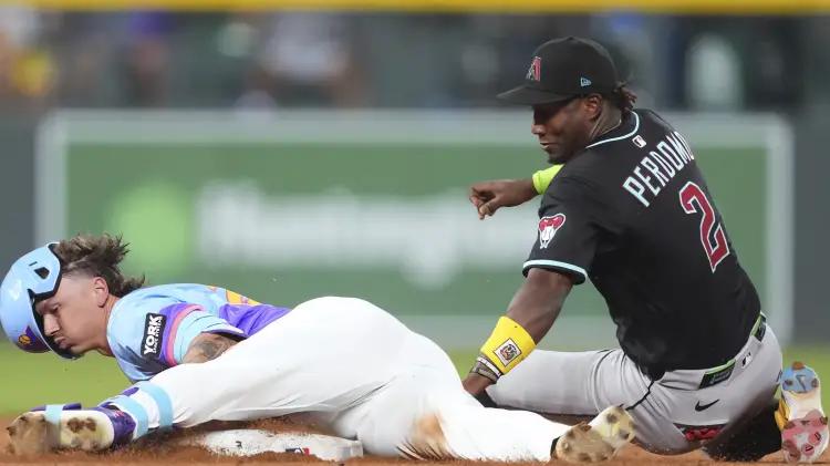 Rockies vencen a Diamondbacks con doblete de Jordan Beck en partido clave