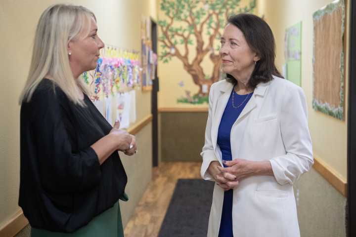 Sen. Cantwell, Vancouver child care center owner urge Congress to take action to save the ACA tax credits, expansion