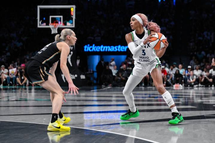 McBride, Carrington lead Lynx over Liberty in marquee matchup in Brooklyn