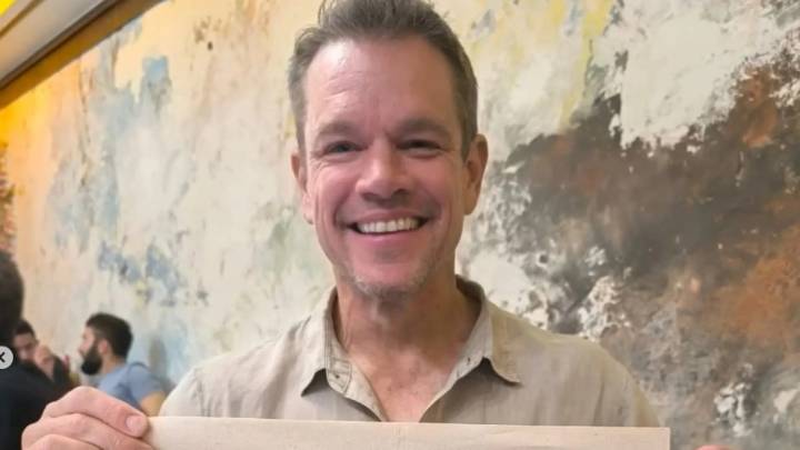 Matt Damon cena en un restaurante de Barcelona y deja una divertida nota
