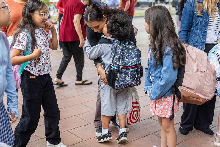 ‘It’s like the Super Bowl’: Everett celebrates first day of school