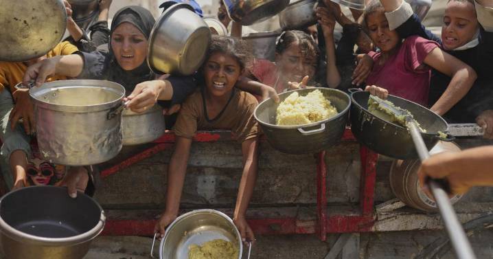 Israel prepares to move Palestinians to southern Gaza as Israelis urge mass protest over war