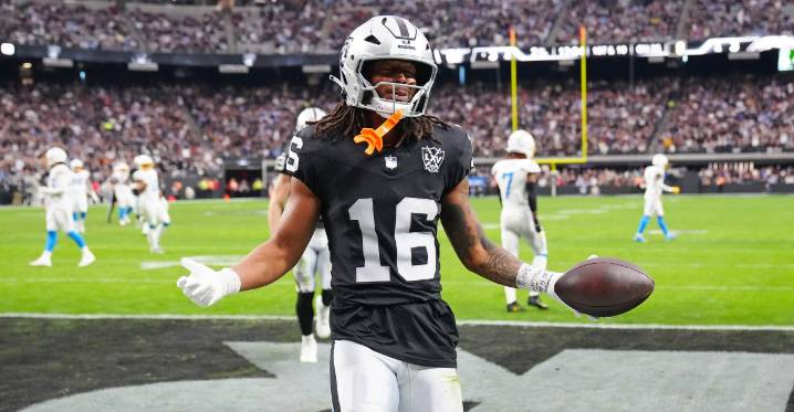 Steelers named team trying to acquire 1,000