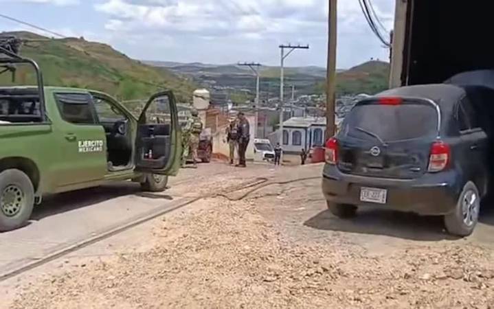 Reportan una fuerte balacera en Parral