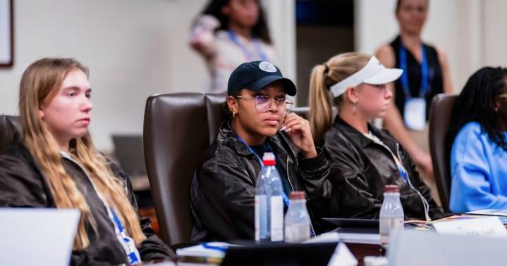 Are you a young player with questions at the US Open? BJK has the answers