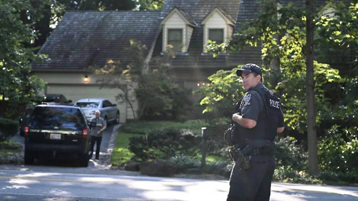 FBI allana la casa de John Bolton, ex asesor de Trump y hoy opositor
