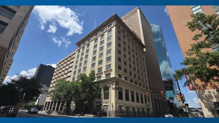 Historic downtown Fort Worth tower up for sale