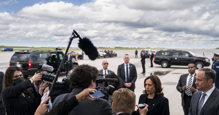 Trump ends Harris' Secret Service detail