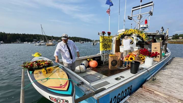 Maritime memorial celebrates life of paddleboarder killed in Maine