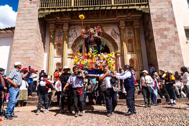 Andahuaylillas: La fe que ilumina el sur del Cusco Imperial