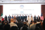 En Coahuila impulsarán la aviación entre México y Estados Unidos
