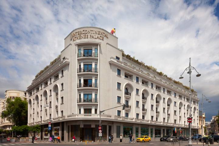 InterContinental Hotels Group: Gains Can Still Be Accommodated (NYSE:IHG)