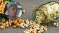 Dan Buettner, especialista en longevidad: “Este es el mejor snack para vivir hasta los 100 años”