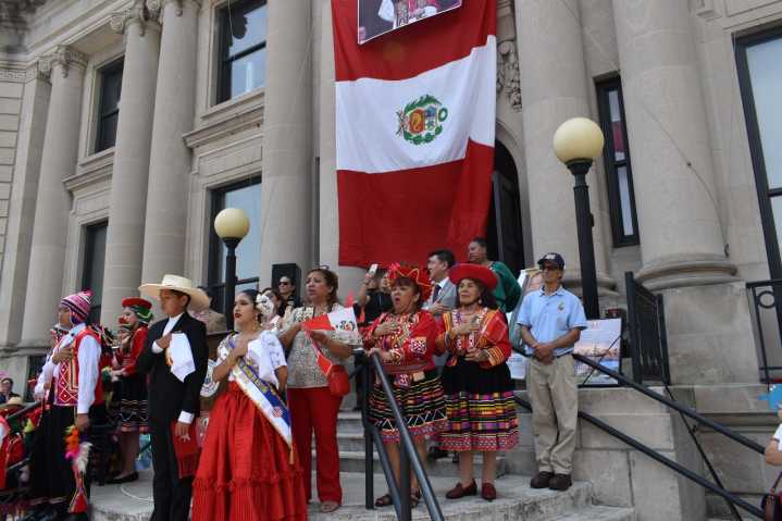 Peruanos De Stamford Festejan Su Independencia