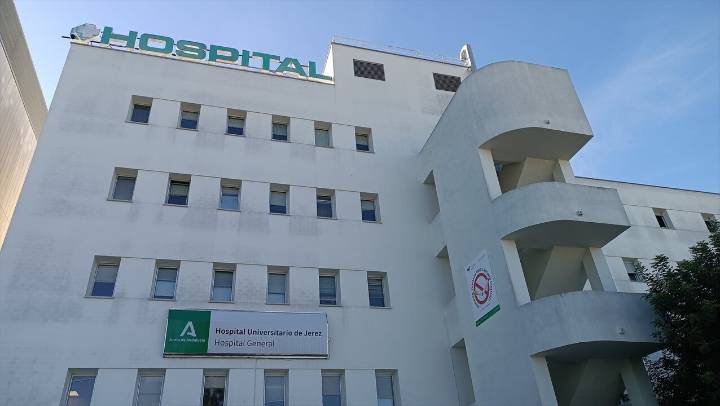 El SAS asegura que el Hospital Universitario de Jerez mantiene la actividad quirúrgica en verano