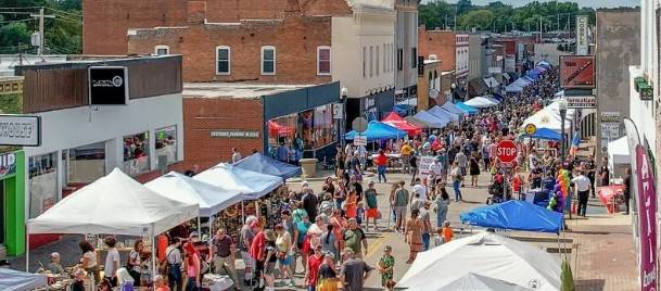 Twin City Days Is One of Missouri’s Best Small-Town Festivals You’ve Never Been To…Until Now (LISTEN)