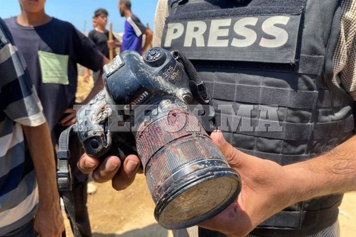 Ataca Israel hospital y mata a 20, incluidos 5 periodistas