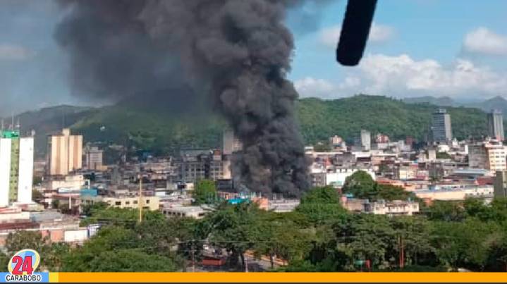 ¡Último minuto! Reportaron incendio en un local del mercado de La Cebollera