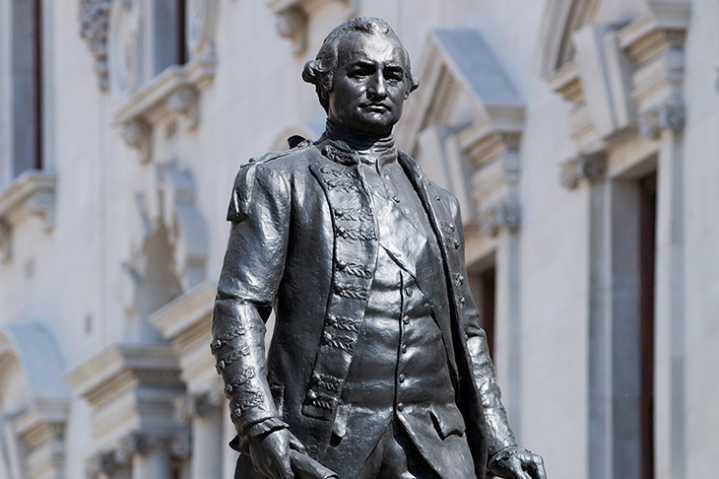 Clive of India must not fall