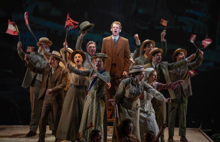 Review: "Parade" at the CIBC Theatre