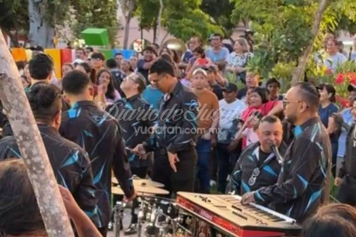 Junior Klan graba en el centro de Mérida su nuevo vídeo “Tiene tumbao” (FOTOS)