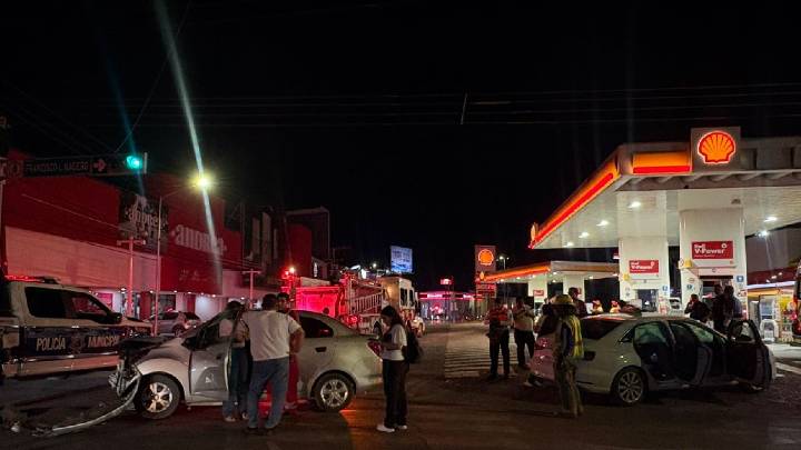 Choque entre dos autos deja tres mujeres heridas en colonia Centro de Torreón