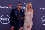 Russell Wilson Shows Six Figure Gesture to Tri-State Youth After Making History With Wife Ciara Russell Wilson and Ciara turned a MetLife Stadium night into a game-changing moment off the field as Cia
