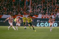 VIDEOS: Aldosivi se vuelve sin nada de La Plata