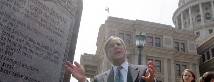 Texas Law on Ten Commandments School Display Blocked by Court