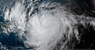 Hurricane Erin, first of Atlantic season, strengthens to Category 5. Maps show its path and forecast.