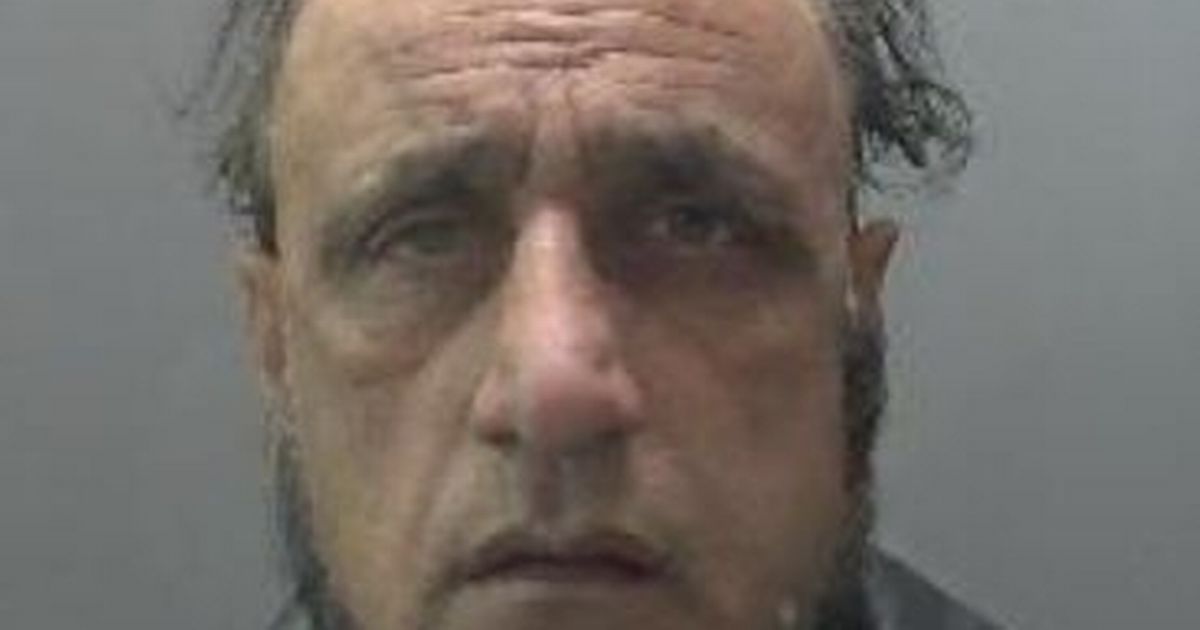 Convicted sex offender hid 10 phones in his mattress despite ban