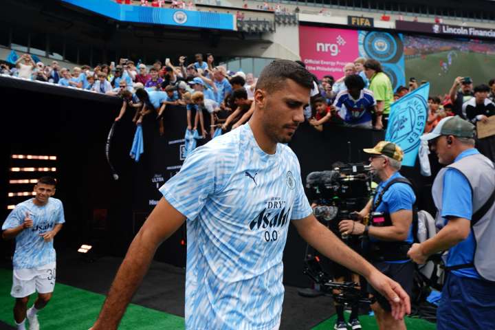 Guardiola, sobre la convocatoria de Rodri: «Si está sano, tiene mi apoyo»